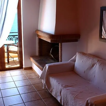 Kekrifalia Hotel Skála